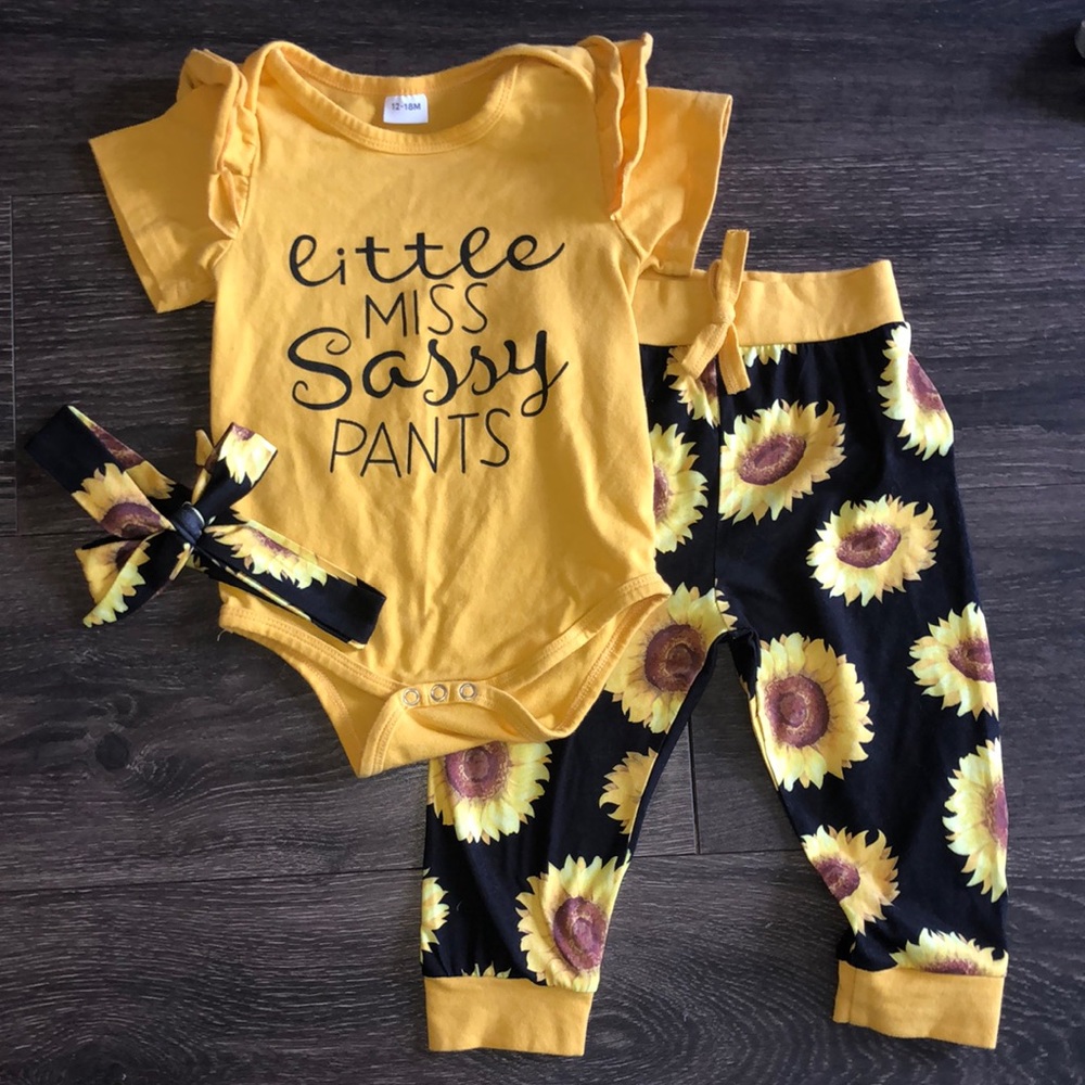 Little Sunflower 🌻 outfit